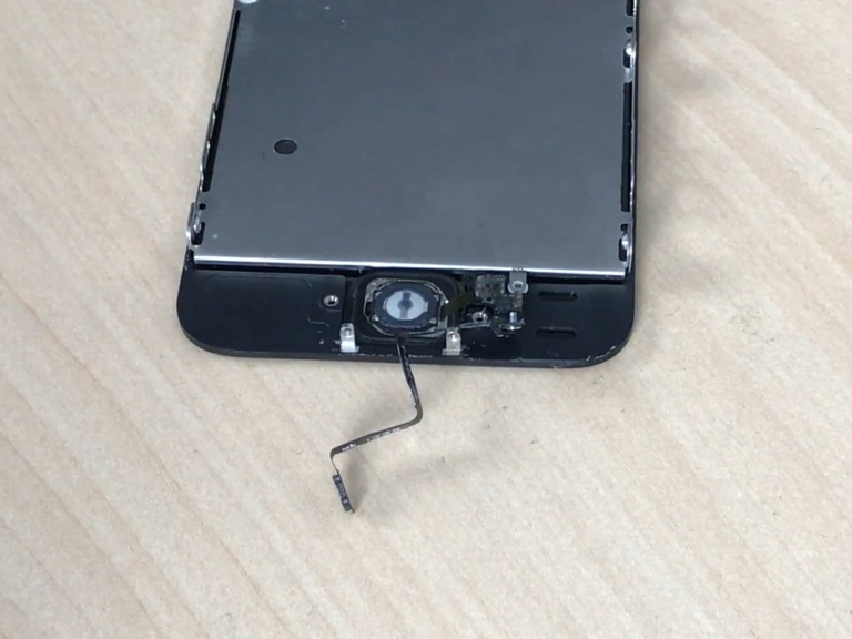 iPhone 5s home button vervangen