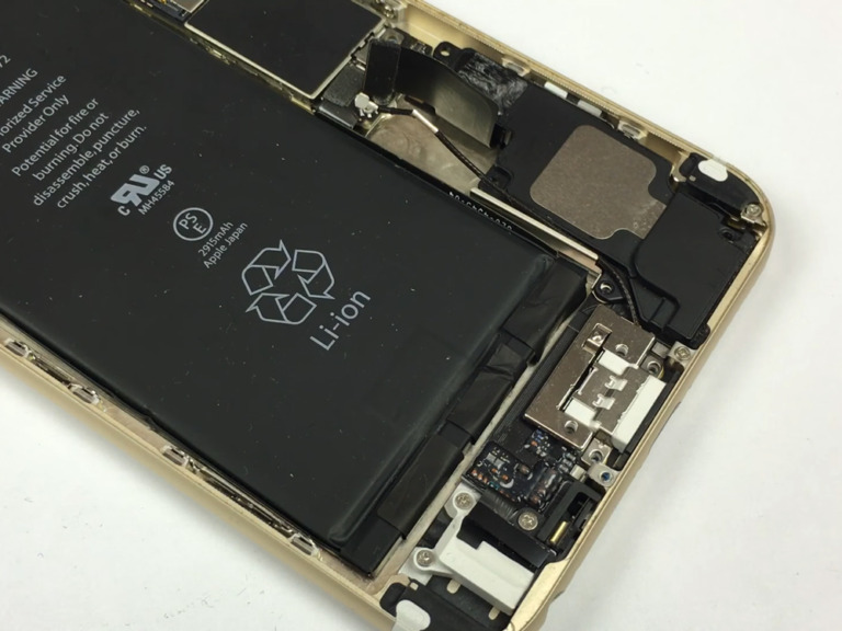 iPhone 6 Plus dock connector vervangen