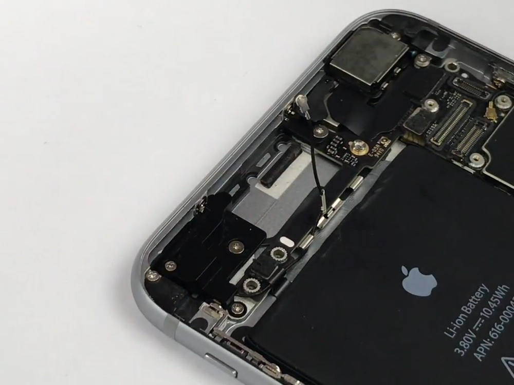 iPhone 6s Plus wifi en bluetooth antenne vervangen