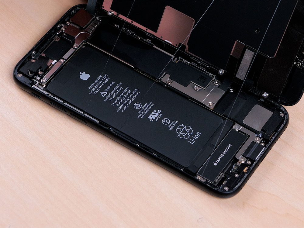 iPhone SE 2020 scherm vervangen met een voorgemonteerd scherm